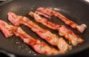 Man develops ‘pork worms’ in his brain after years of doing this specific cooking habit